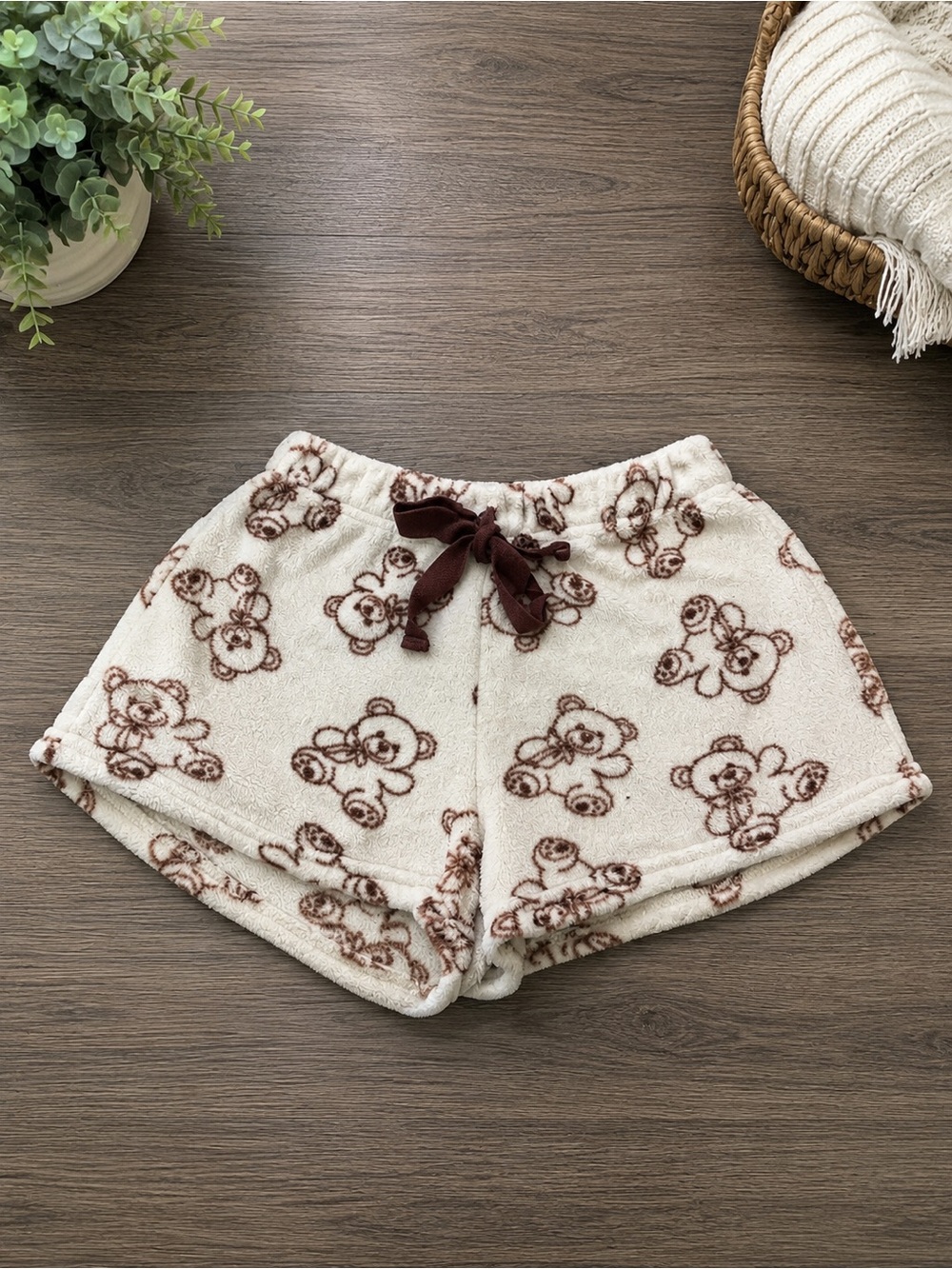 Cozy Teddy Print Cream Plush Lounge Shorts